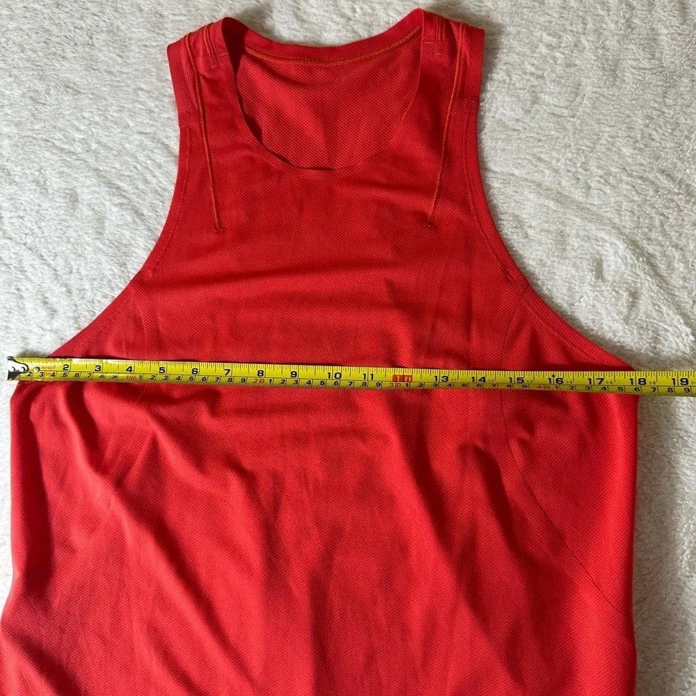 Lululemon tank top size 8